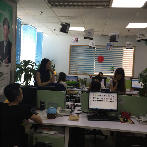 柯尼卡美能達(dá)復(fù)印機(jī)快印記錄科頤辦公不一樣的歡迎新同事瞬間