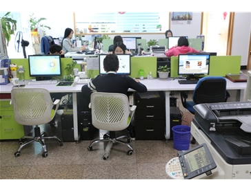 和承信息網(wǎng)絡(luò)銷售部辦公室