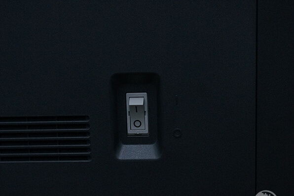 機(jī)器的硬件電源開關(guān)-科頤辦公